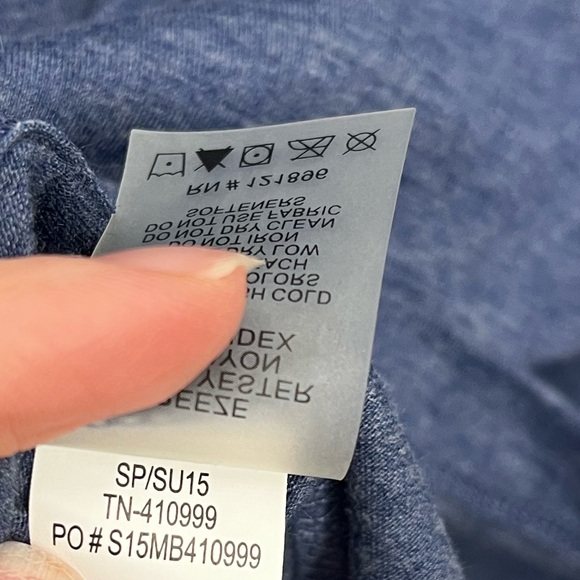 Title Nine Breeze Short Sleeve Draped Neck T-Shirt Tee in Blue M Gorpcore Hiking - Picture 4 of 5